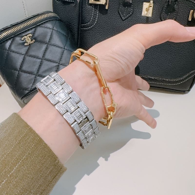 Gvc*1 bracelets